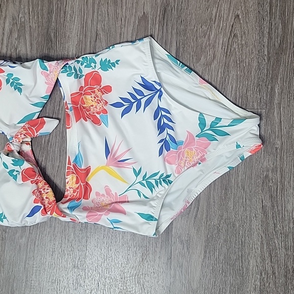 SALE ModCloth Siena Floral Front Tie Bust One Piece Cut Out Waist Swimsuit S - Picture 5 of 13